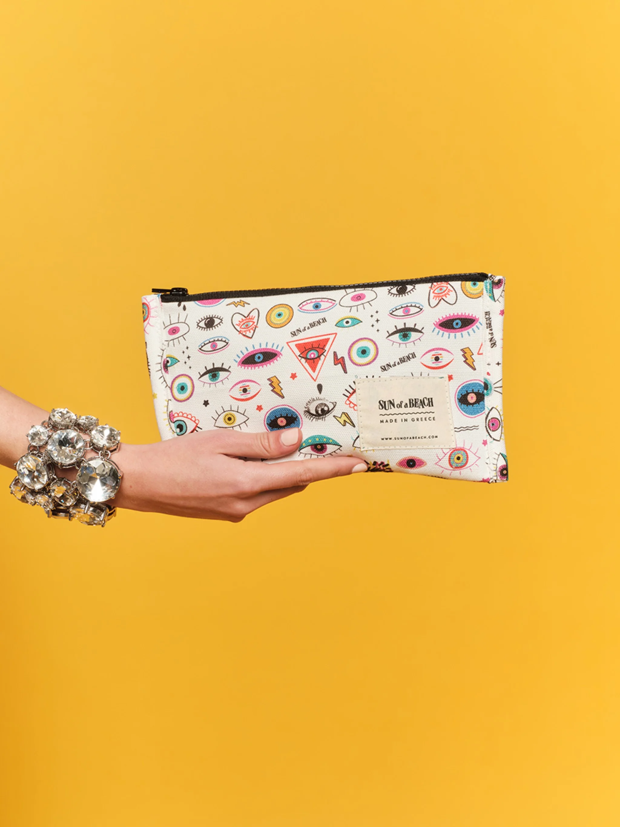 starry-eyes-little-waterproof-pouch-1_35c80a85-775d-4c6f-a0b9-3c0c60291552